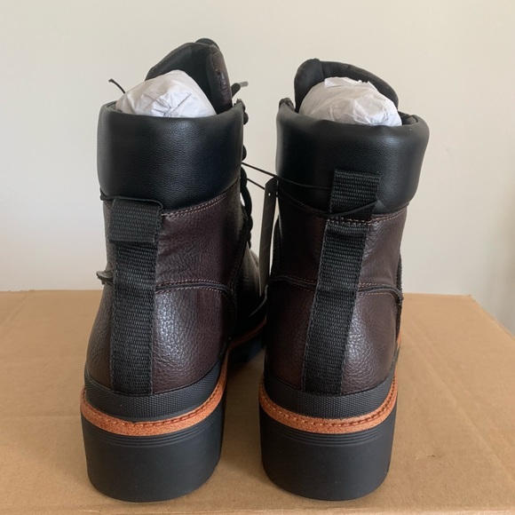 Adventure Boot - Picture 3 of 6